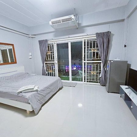 Future Hostel Pattaya Nong Prue Exterior foto